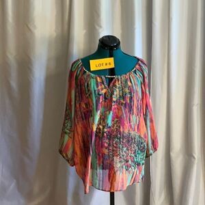 Ladies NWT tunic style top in semi sheer material size 2X nylon UNIQUE SPECTRUM